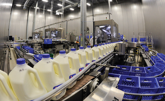 automatic filling machine-5.jpg